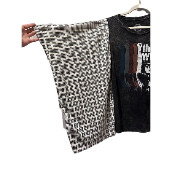 The Who 73 tee shirt up cycle raw hems one size acid wash - Picture 3 of 6